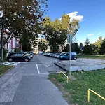 Sunny House Three Проживание в семье Братислава