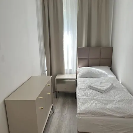 Ubytovanie v rodine Sunny House Three